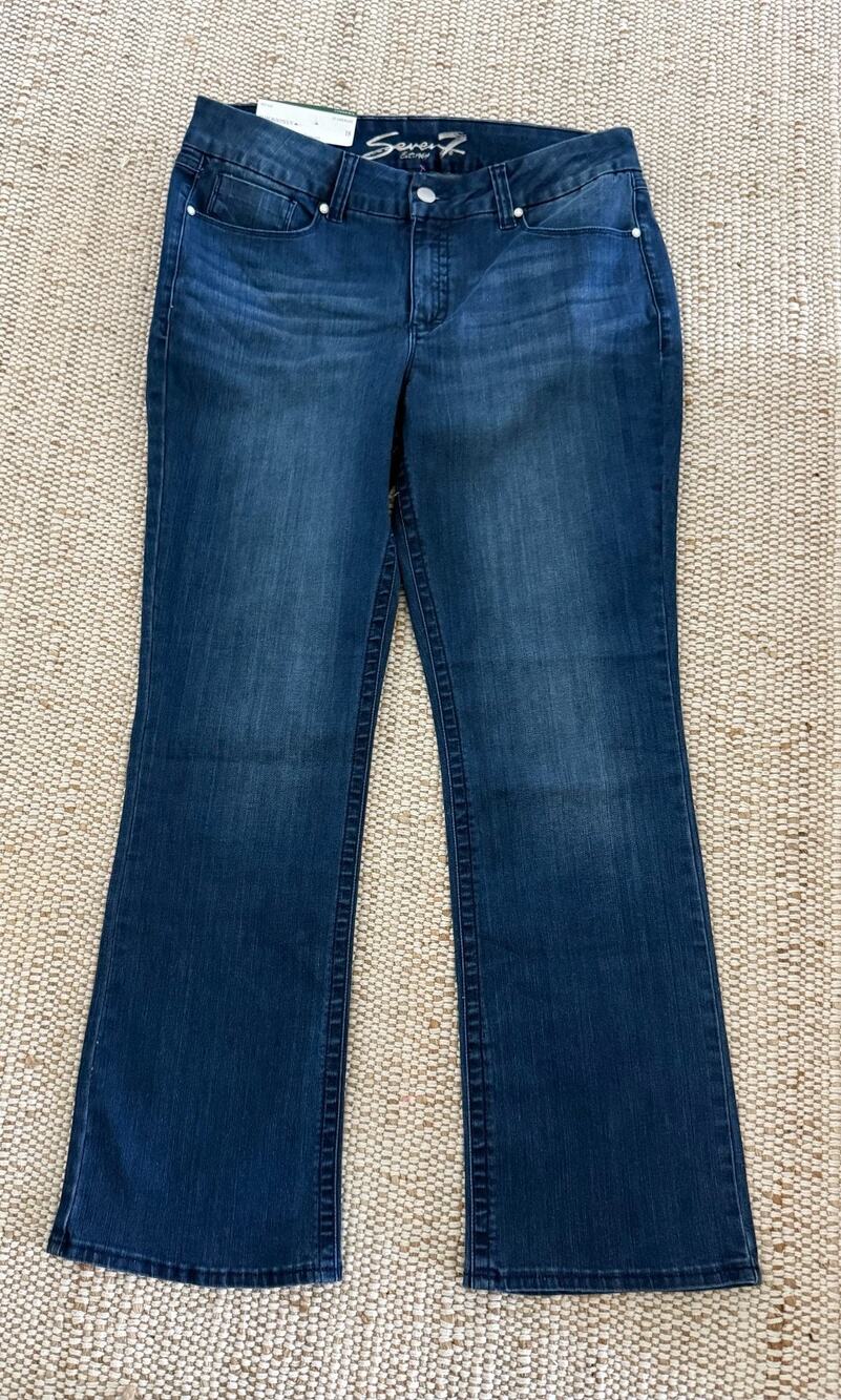 Seven7 St Germain Women's Bootcut Jeans Size 18 Dark Wash Slimming NWT